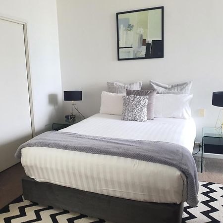 Harbour Escape Apartments Docklands Melbourne Buitenkant foto