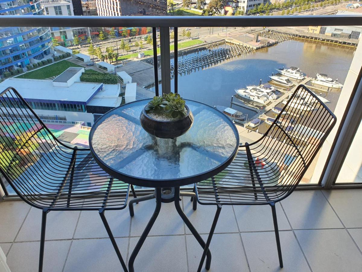 Harbour Escape Apartments Docklands Melbourne Buitenkant foto